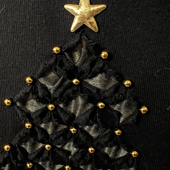 Women’s XL Christmas Tree Sweatshirt EUC - Picture 3 of 4